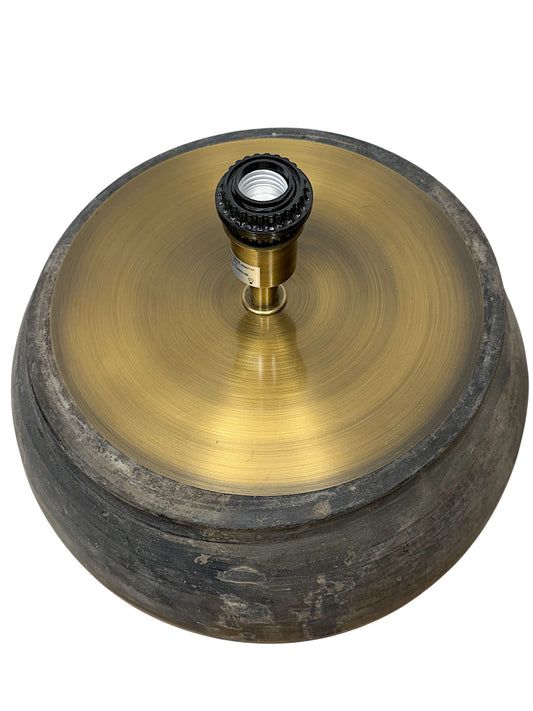 Rustic Pot Lamp