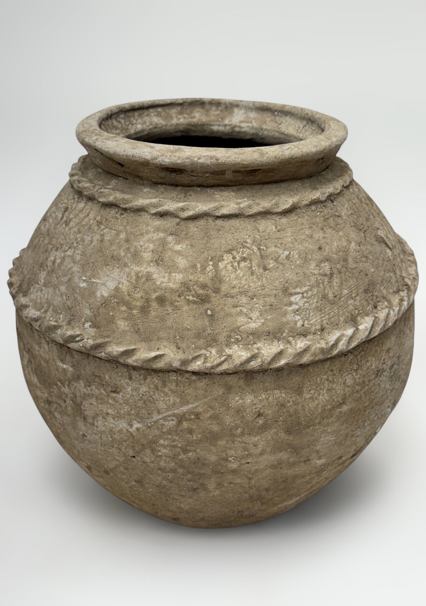 Indonesian Belted Pot