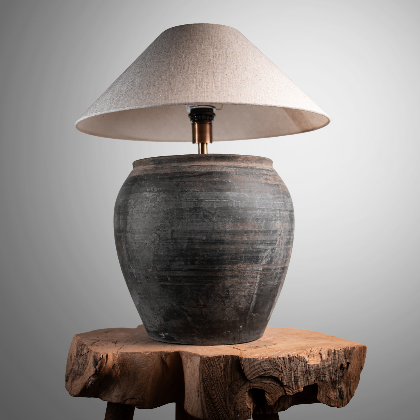 Rustic Pot Lamp