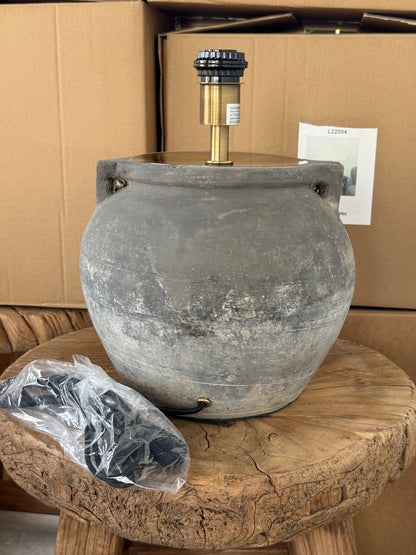 Chinese Pot Lamp with handles