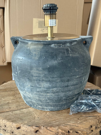 Chinese Pot Lamp with handles
