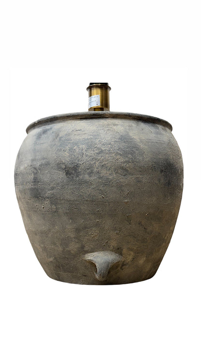 Rustic Pot Lamp