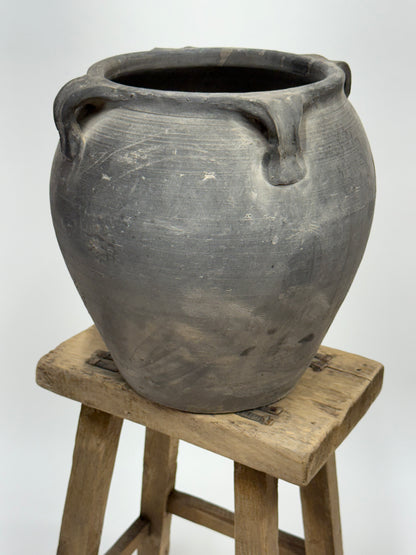 Large Chinese Water pot