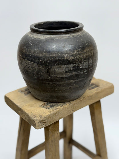 Vintage Chinese vase (Small)