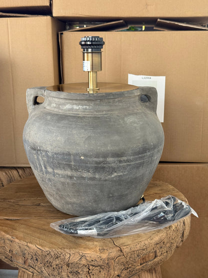 Chinese Pot Lamp with handles