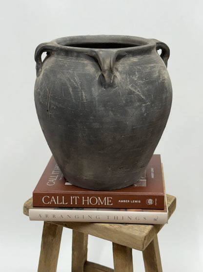 Large Chinese Water pot