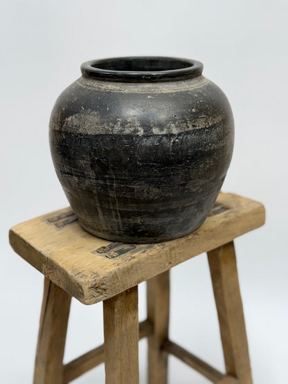 Vintage Chinese vase (Small)