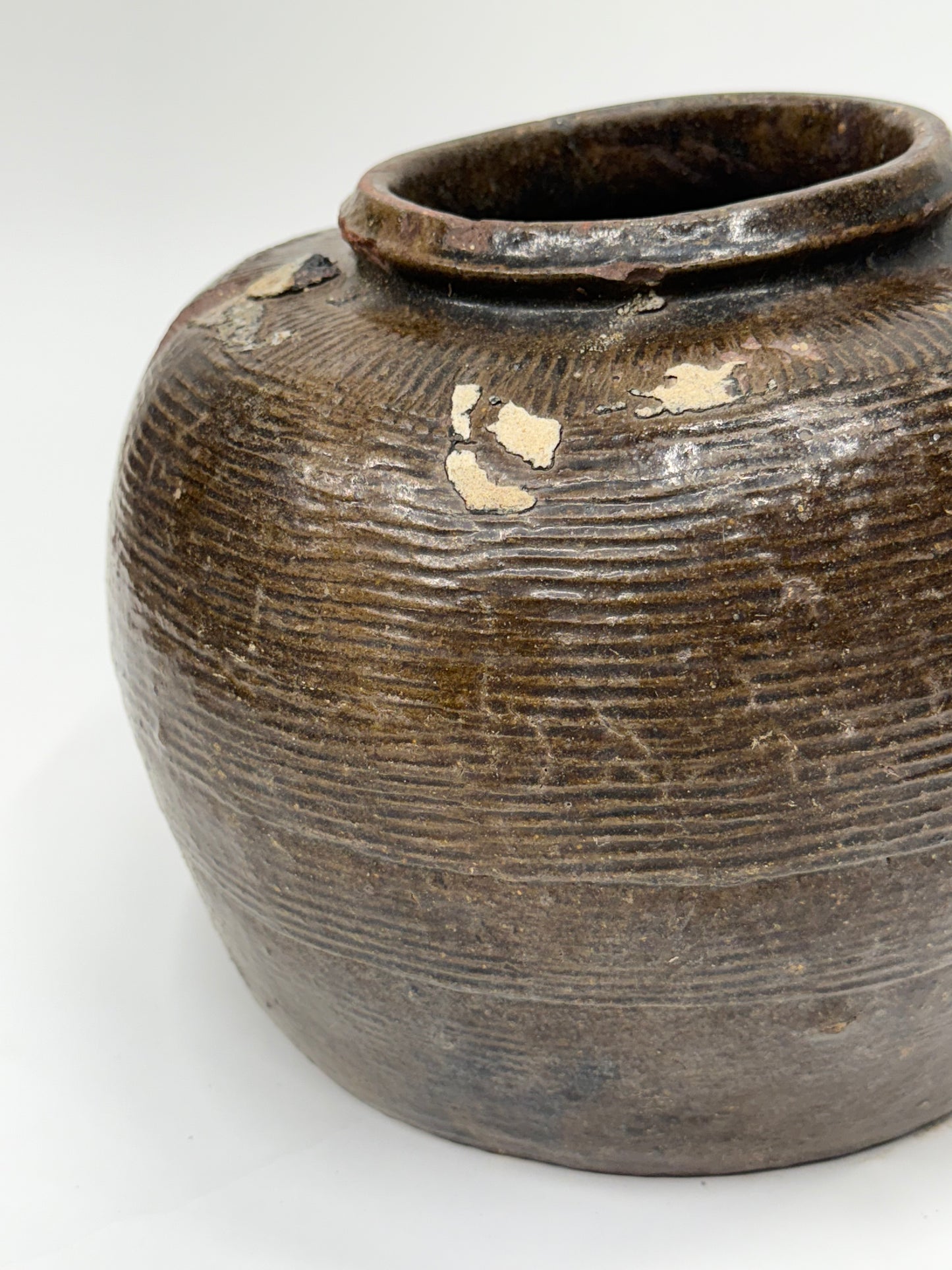 Vintage Chinese Bean Pot