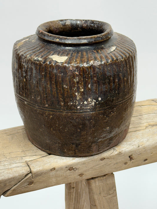 Vintage Chinese Bean Pot