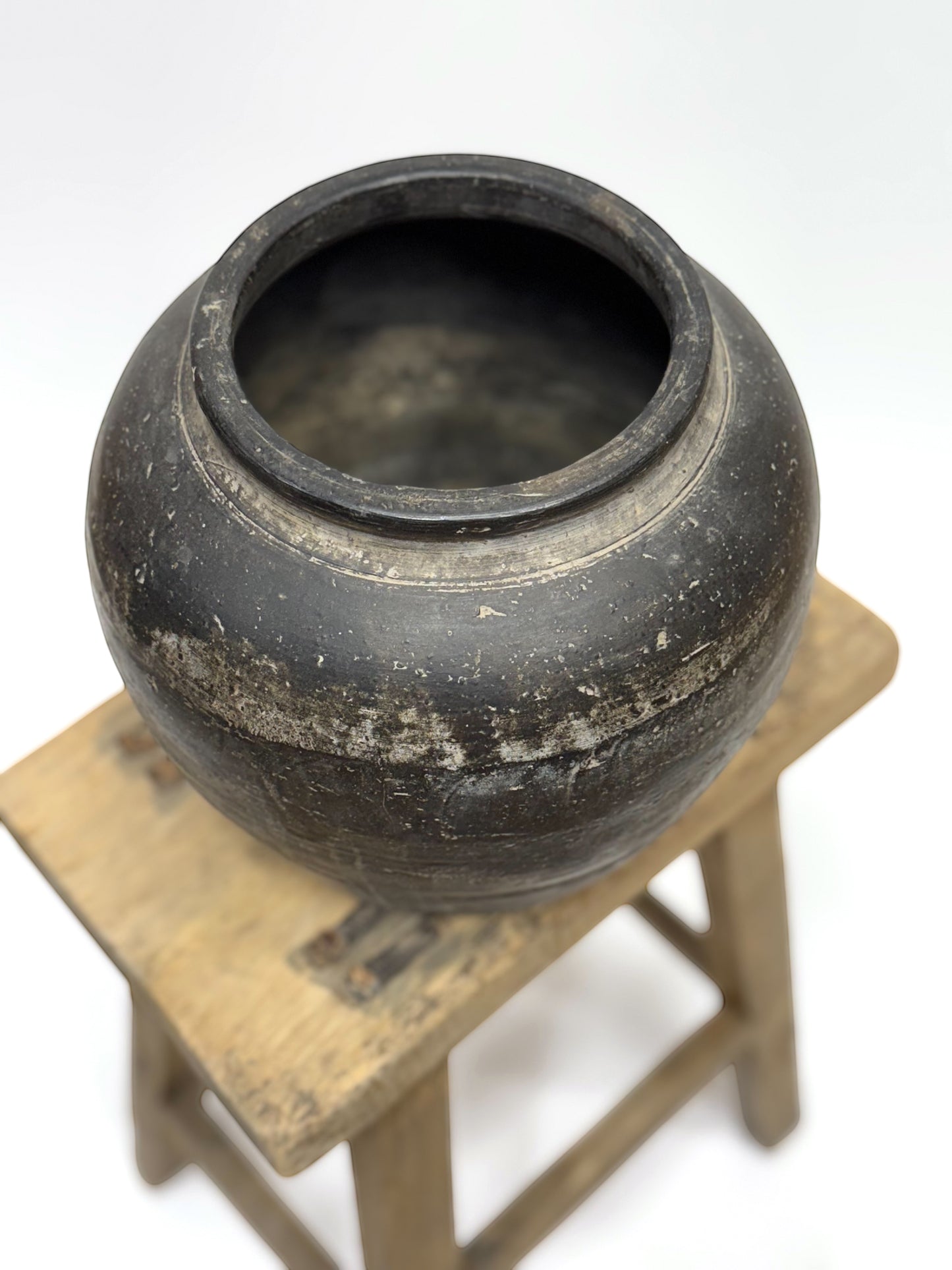 Vintage Chinese vase (Small)