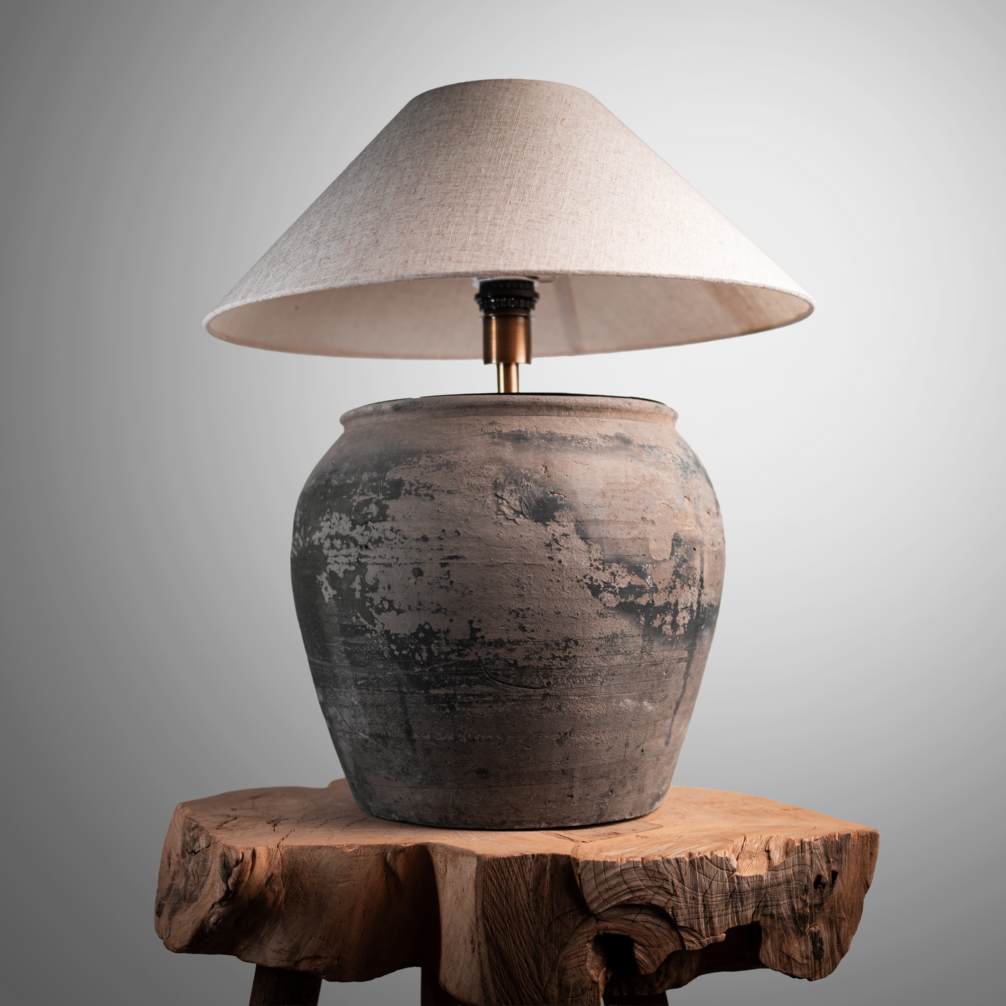 Rustic Pot Lamp