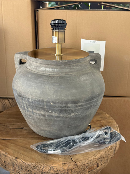 Chinese Pot Lamp with handles