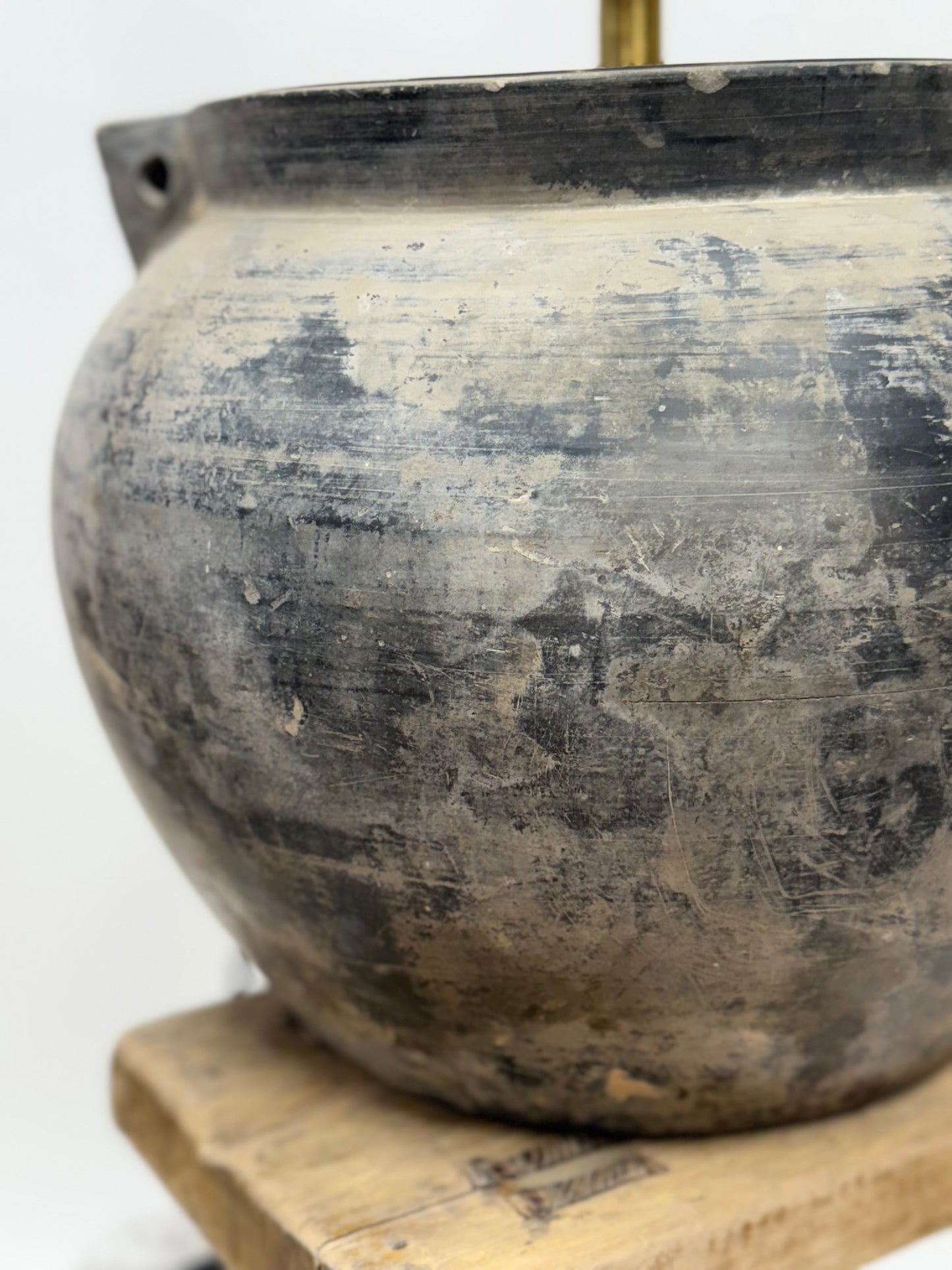 Chinese Pot Lamp with handles