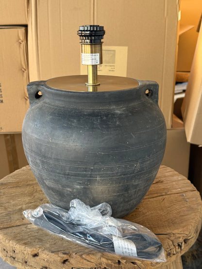Chinese Pot Lamp with handles