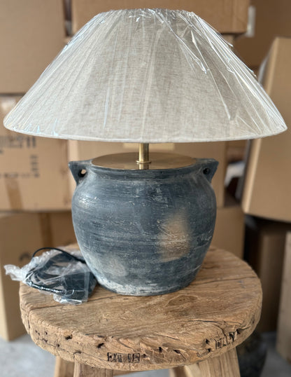 Chinese Pot Lamp with handles