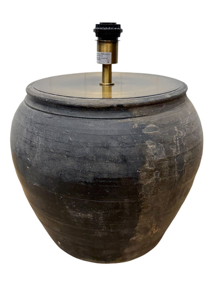 Rustic Pot Lamp