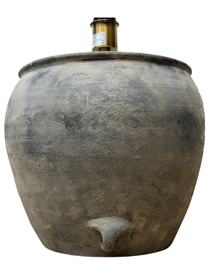 Rustic Pot Lamp