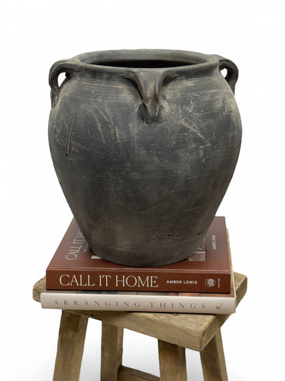 Large Chinese Water pot