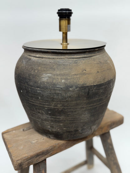 Rustic Pot Lamp