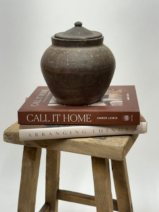 Mini Lidded Chinese vase
