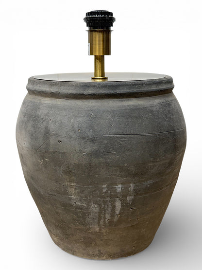 Rustic Pot Lamp