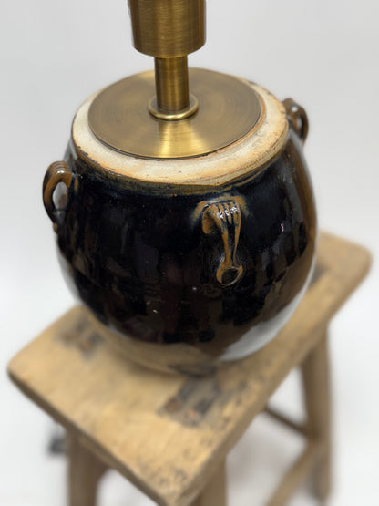 Glossy Chinese Pot Lamp