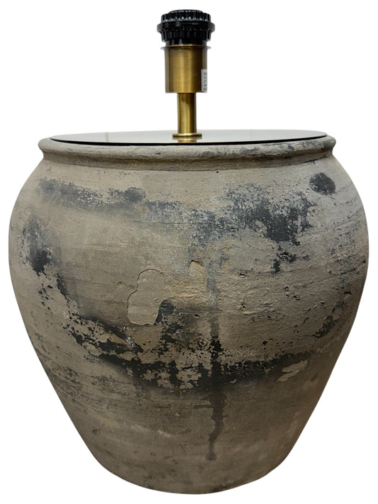 Rustic Pot Lamp